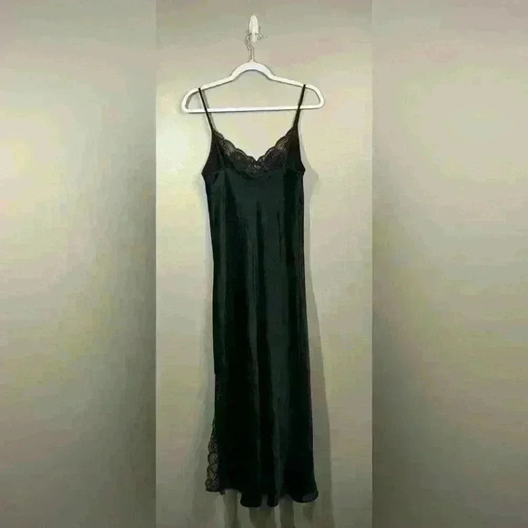 Jones New York Lingeriecore Y2K Black Silky Slip Dress M Lace Trim Chic Dark Fem - Picture 4 of 14